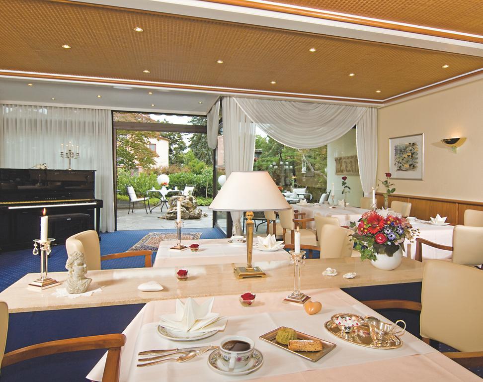 Hotel Ambiente バート・ベリンゲン エクステリア 写真