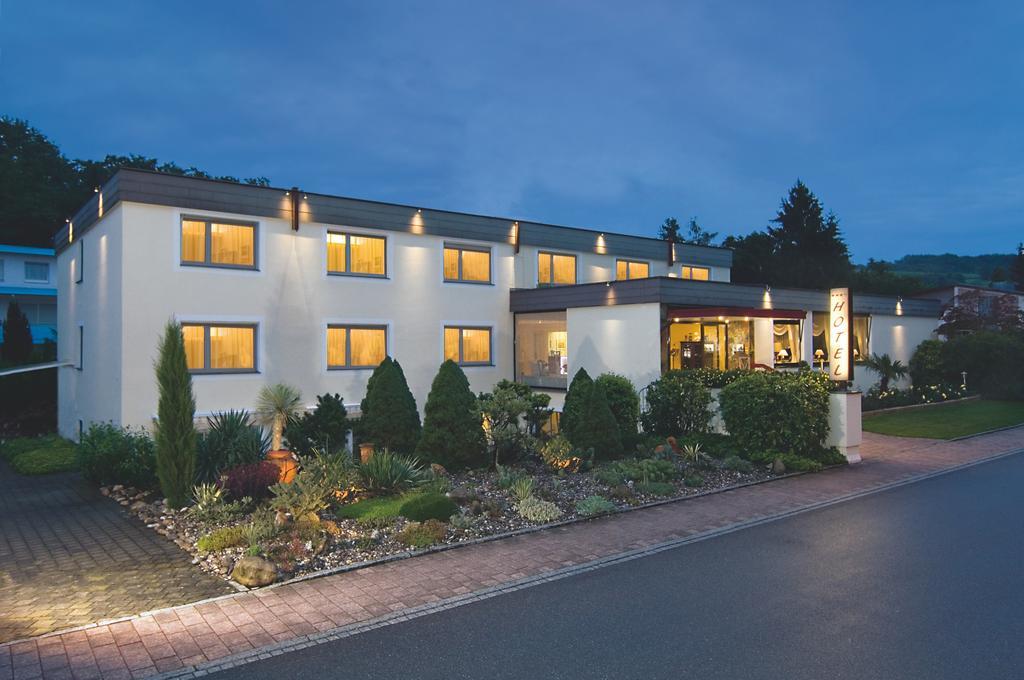 Hotel Ambiente バート・ベリンゲン エクステリア 写真
